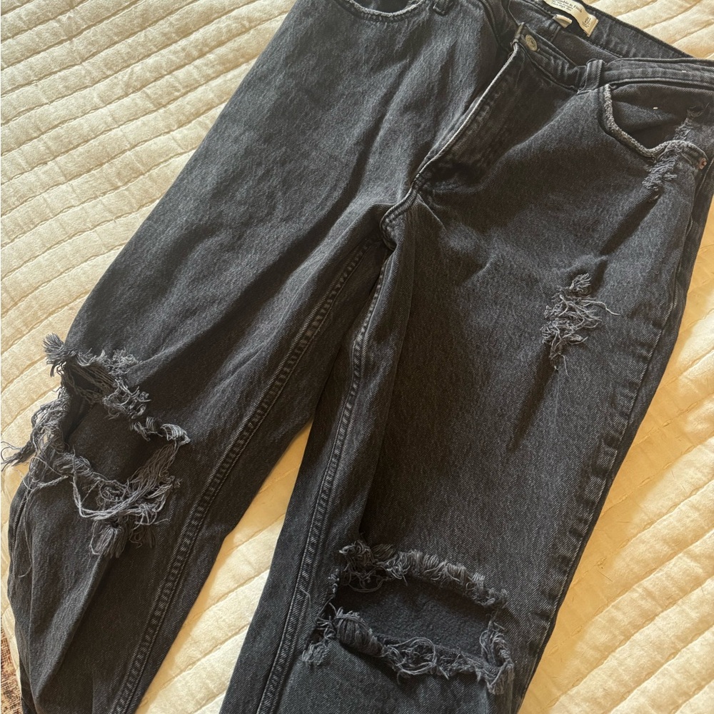 A&F Curve Love 90s Straight Ultra High Rise Jeans
